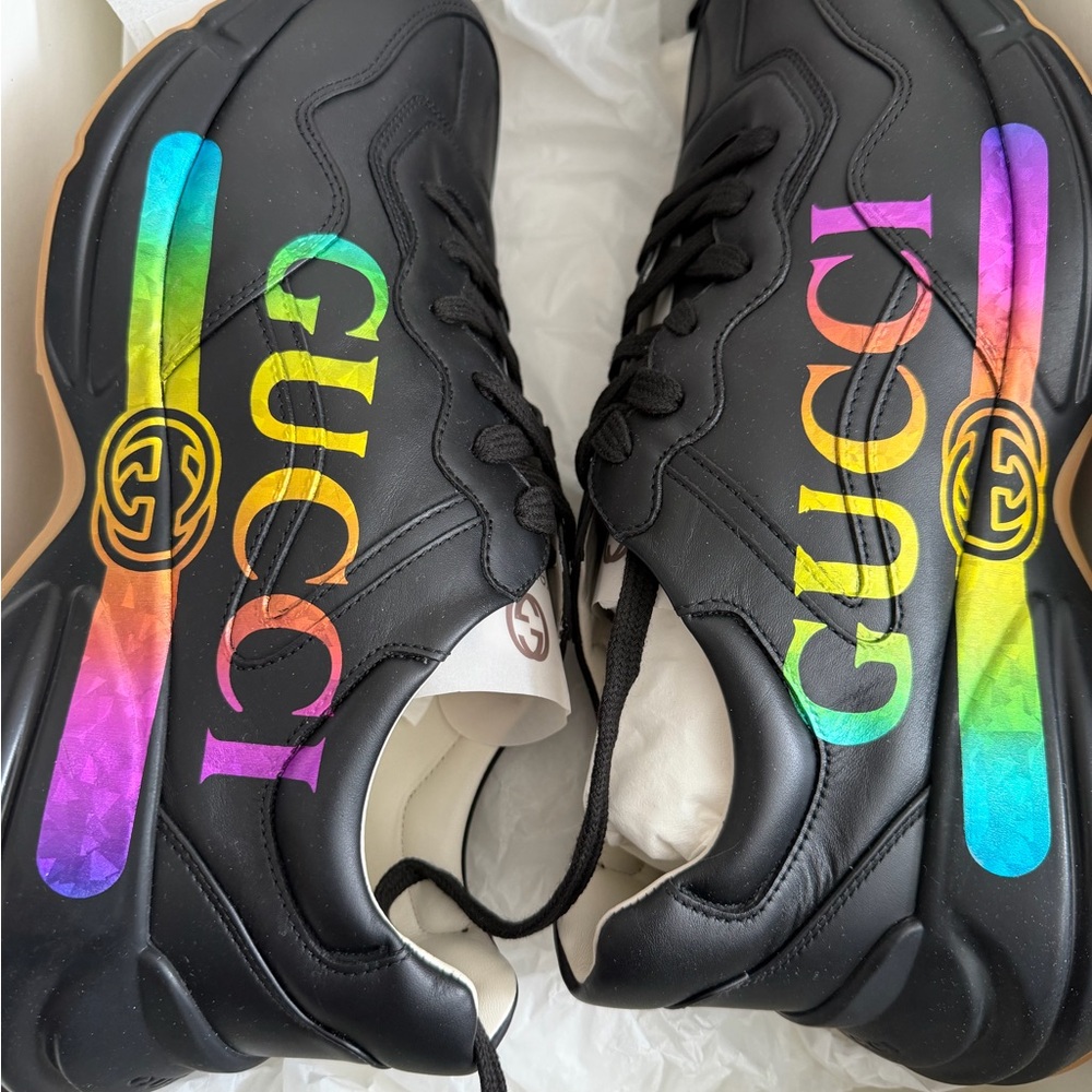 Gucci Nero Apollo Sneakers